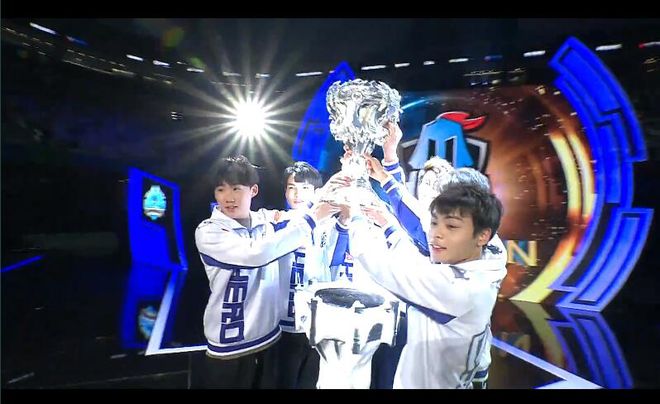 他有两个赛 他有两个赛