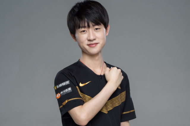 果敢著称 果敢著称